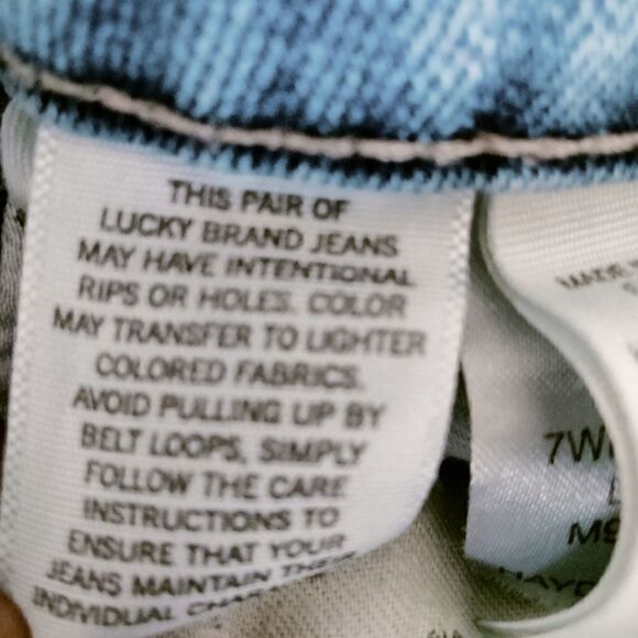 Lucky Brand Hayden Crop Jeans Size 10/30 Slightly Distressed Inseam Approx 26" - Picture 7 of 16